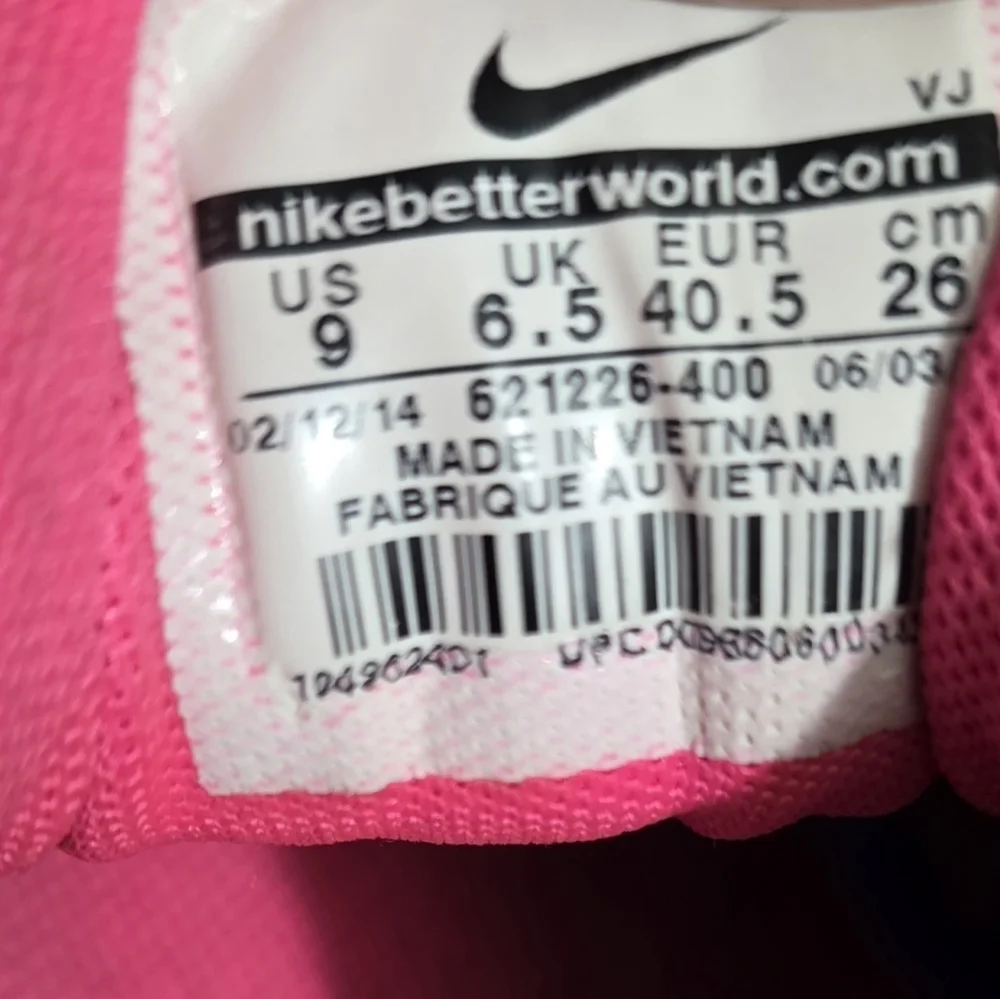 2 Pair Of Nike Air Max Tailwind 6